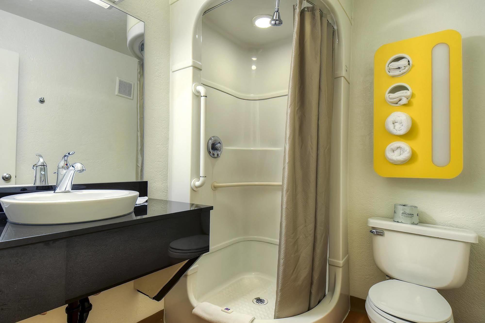 Motel 6-Westminster, Ca - South - Long Beach Area Екстериор снимка