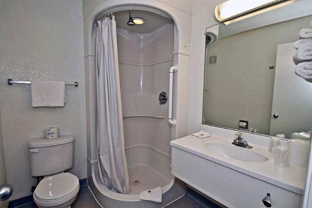Motel 6-Westminster, Ca - South - Long Beach Area Стая снимка